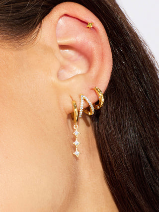 STAR BAR DANGLE DROP HUGGIES