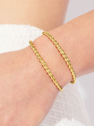 TWISTED CUFF BRACELET