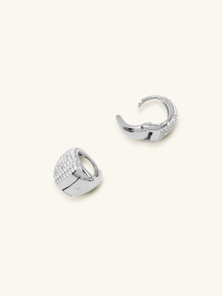 PAVÉ SCOOP HUGGIES

