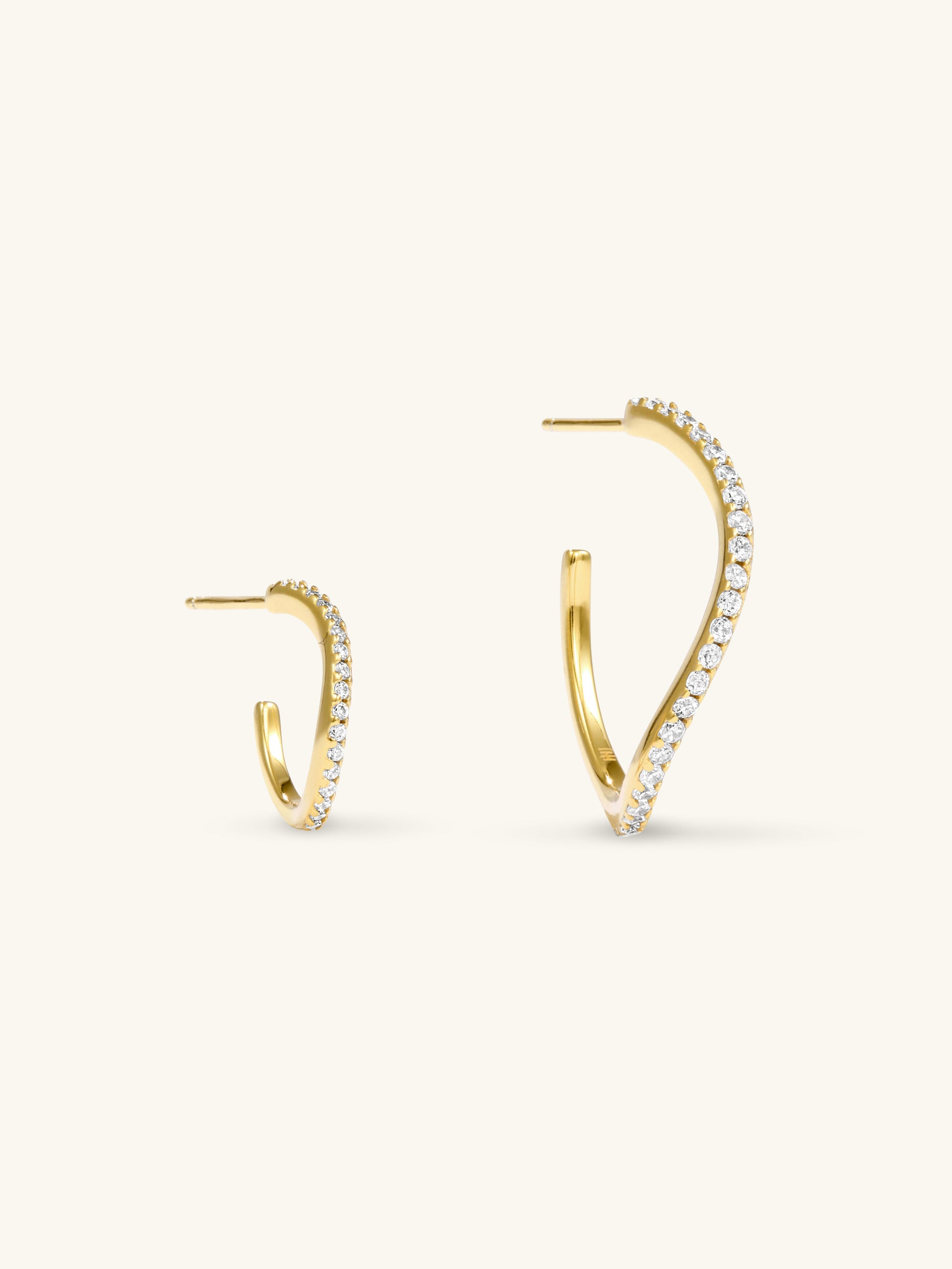 PAVÉ WAVE HOOP SET
