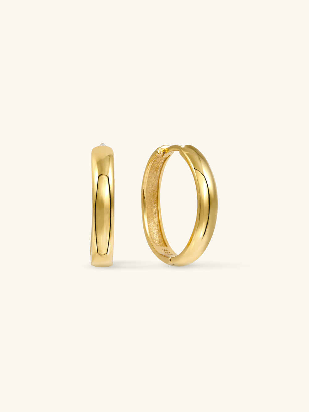 LAILA MEDIUM HOOPS