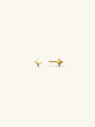 TINY STAR STUDS
