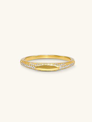 PAVÉ SLIM SIGNET RING
