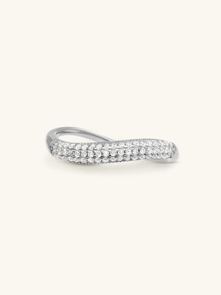 PAVÉ WAVE RING
