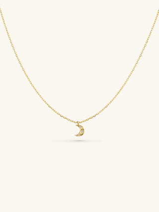 CRESCENT MOON PENDANT NECKLACE
