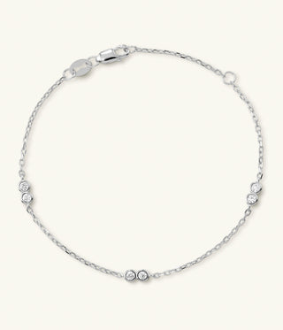 DAINTY BEZELS BRACELET
