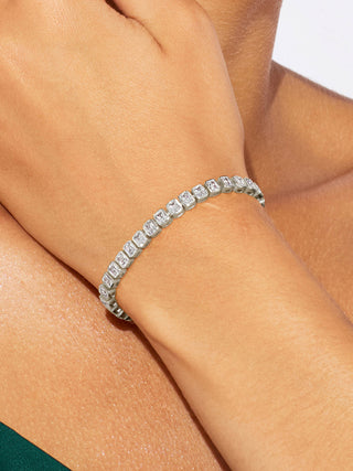 BAGUETTE TENNIS BRACELET
