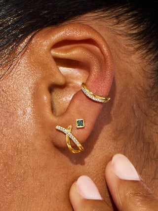 EMERALD SQUARE STUDS
