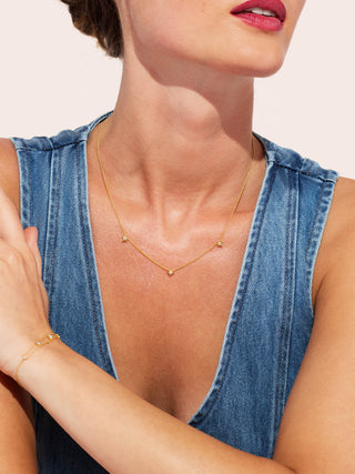 FLOATING STARS NECKLACE
