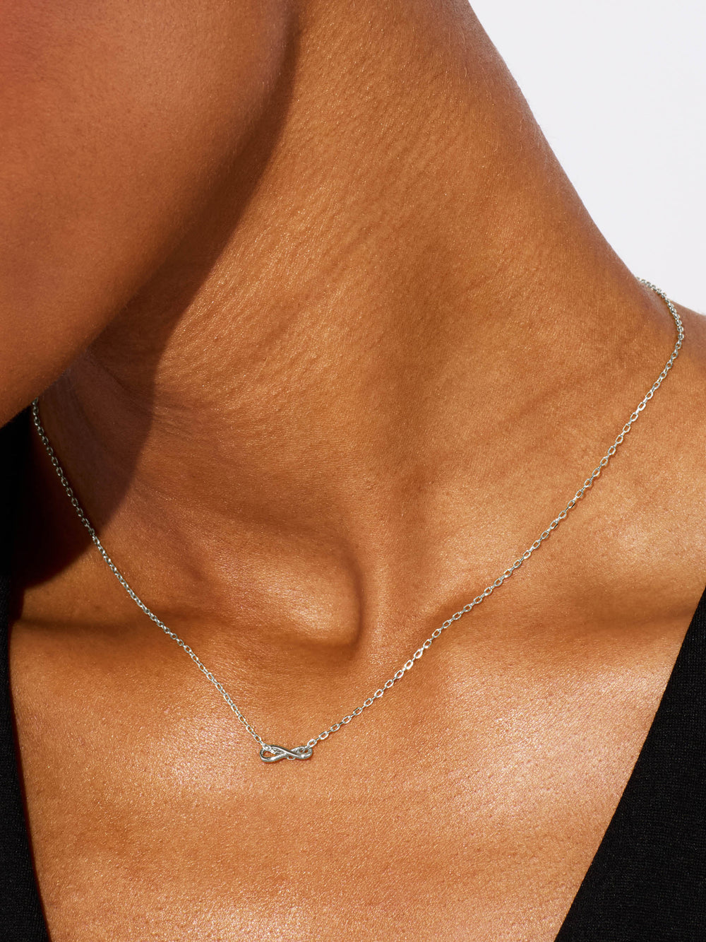 INFINITY NECKLACE
