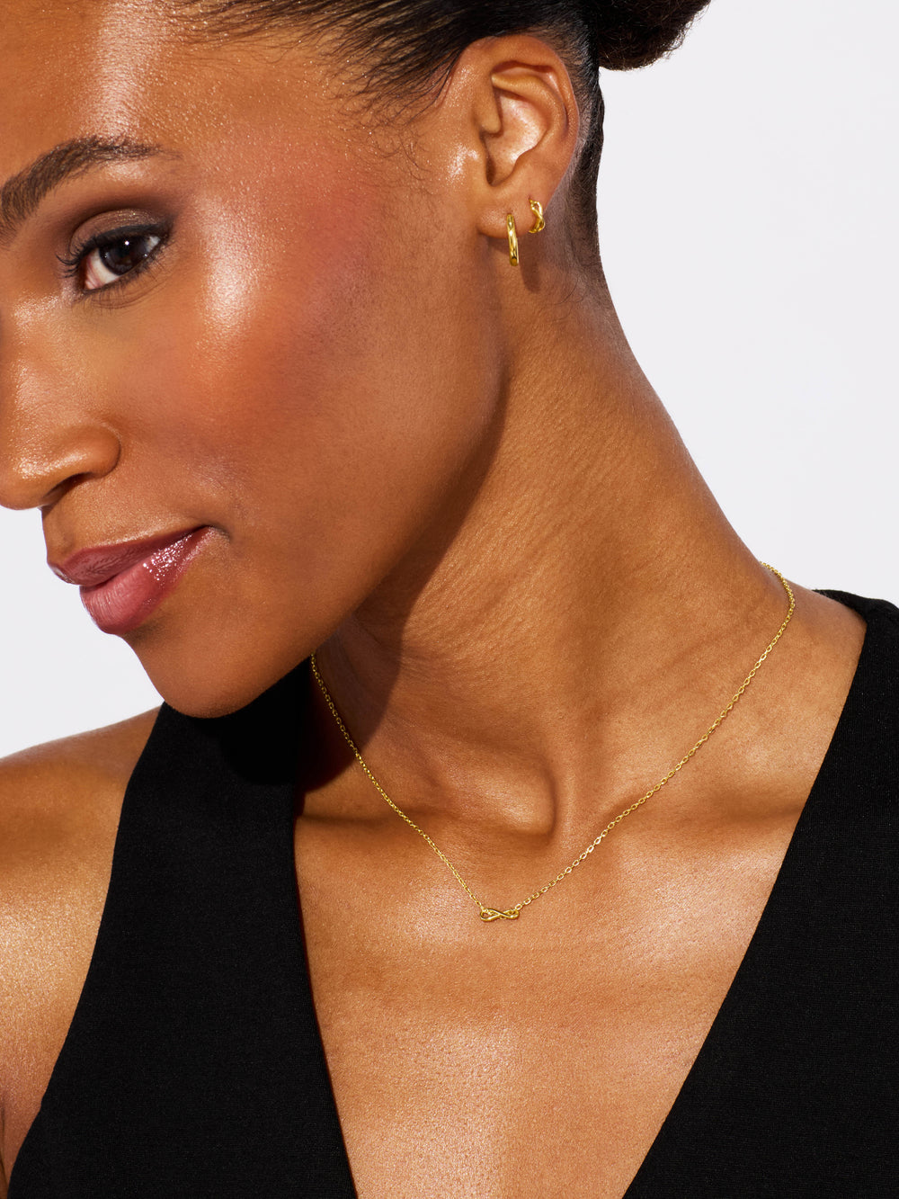 INFINITY NECKLACE