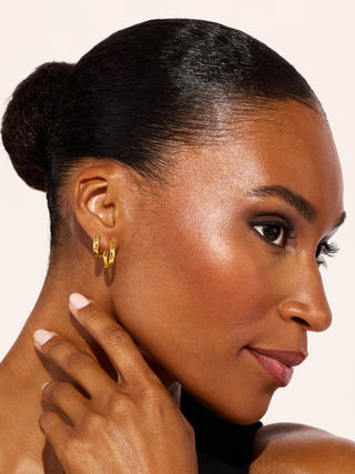 LAILA SMALL HOOPS
