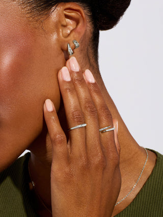 PAVÉ SLIM SIGNET RING
