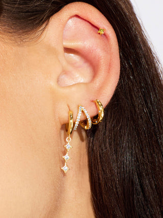TINY STAR STUDS
