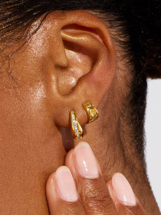 VERA TAPERED SMALL HOOPS
